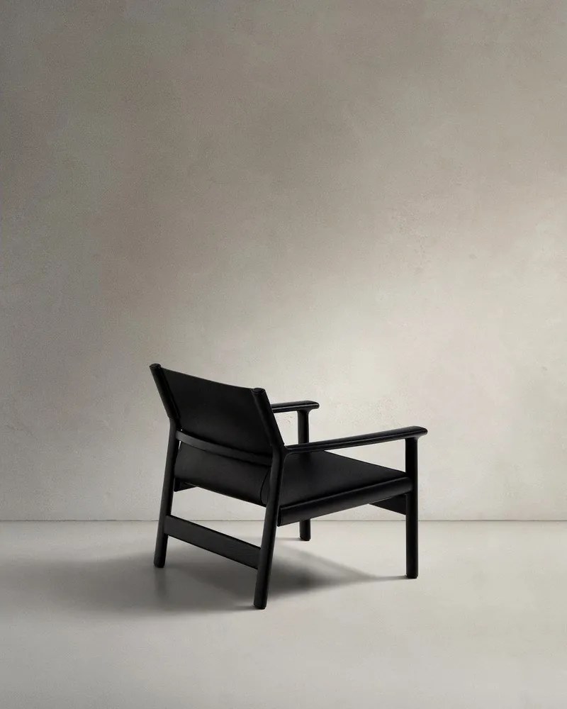 Czarny skórzany fotel Jan – Kave Home