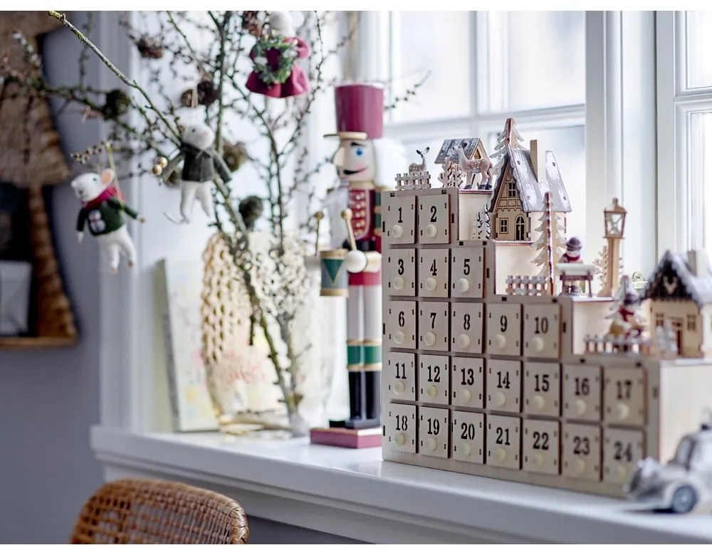 Drewniane figurki świąteczne zestaw 2 szt. (wysokość 38 cm) Darren – Bloomingville