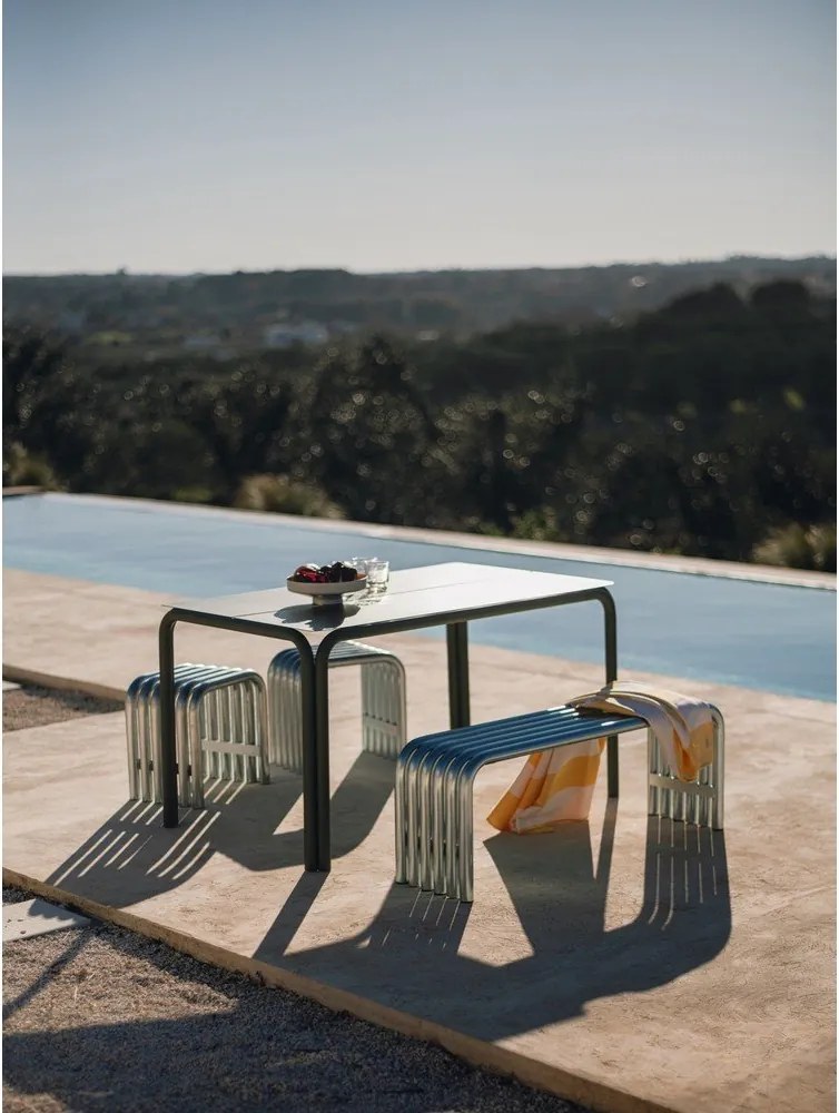 Metalowe krzesło ogrodowe w kolorze srebra Nokk – noo.ma