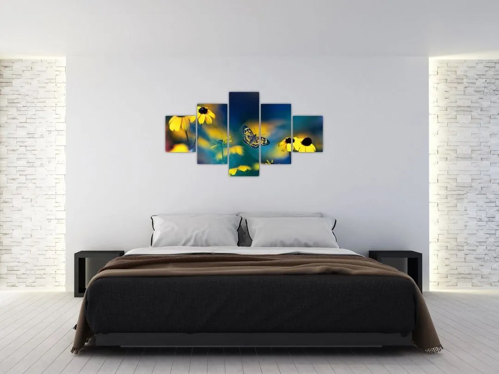 Obraz - Żółty motyl z kwiatami (125x70 cm)