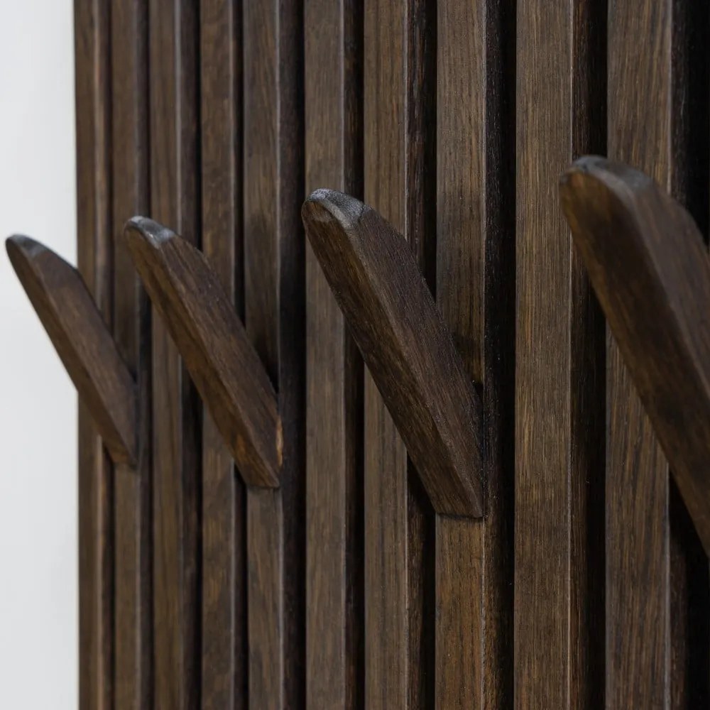 Ciemnobrązowy panel z wieszakami do przedpokoju z litego drewna dębowego 46x100x8 cm Parco – Spinder Design