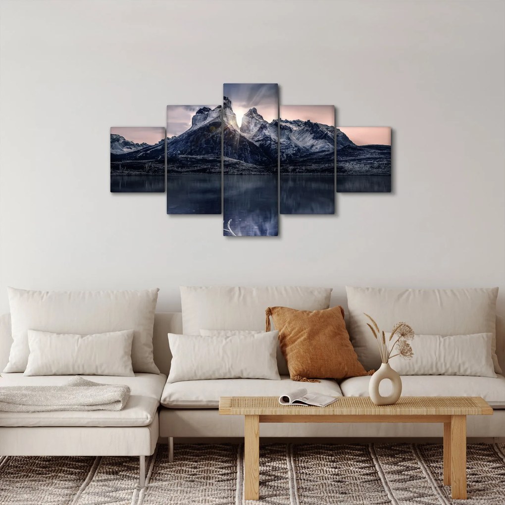 Obraz jeziora z górą (125x70 cm)