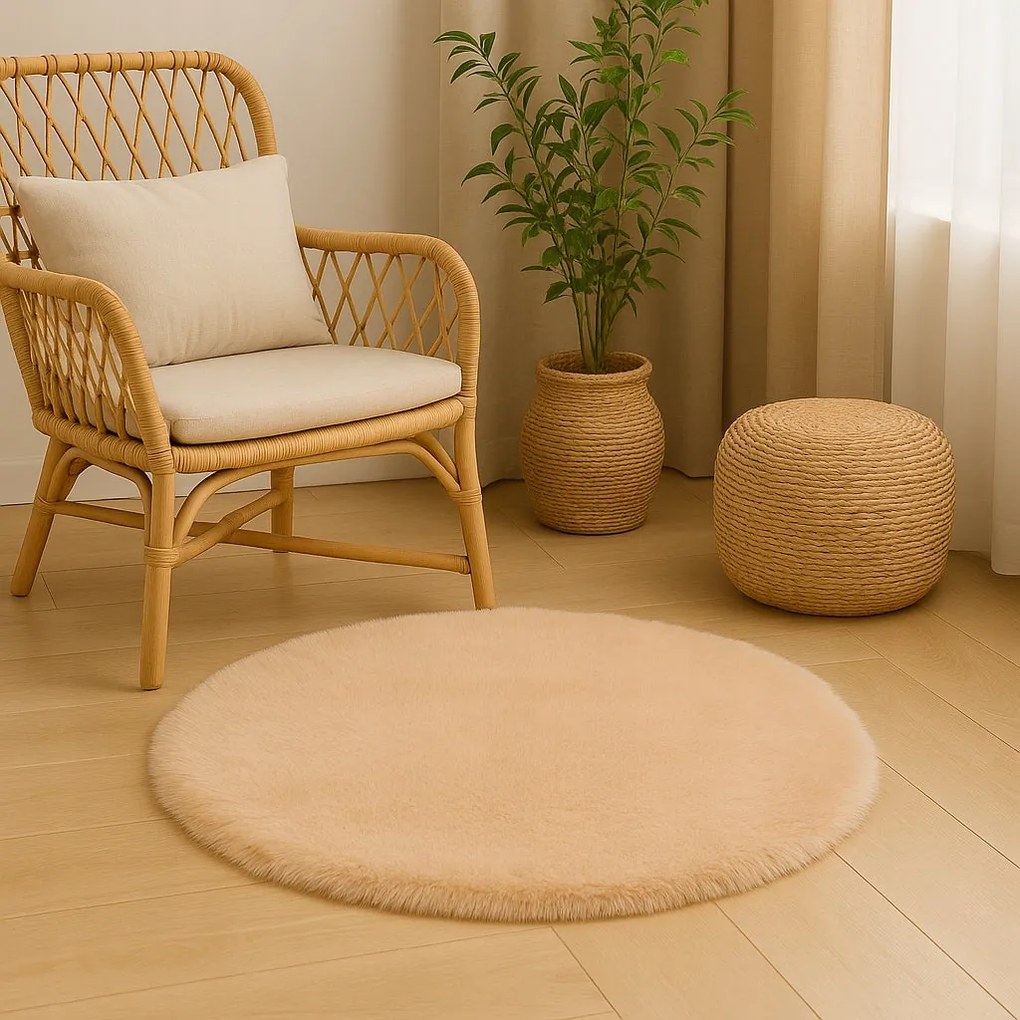 Dywanik Futrzany Beżowy 100cm Dekoracyjny Antypoślizgowy do Salonu Sypialni