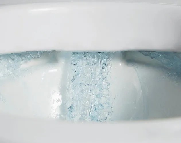Miska WC wisząca lejowa bezkołnierzowa 101RDeska wolnoopadająca Soft-Close - Biały połysk