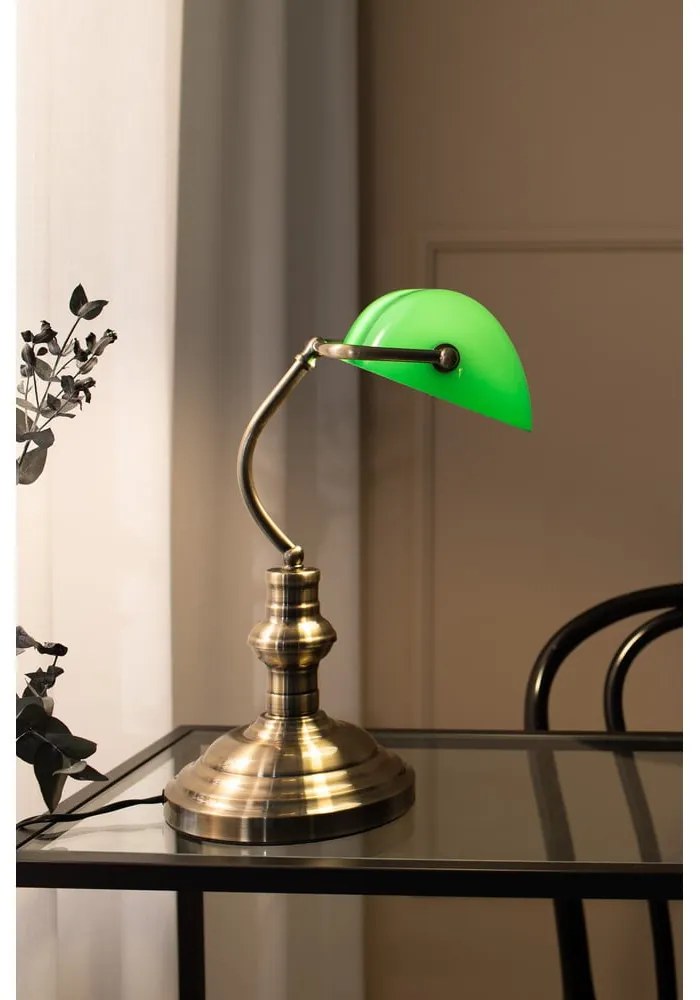 Zielona lampa stołowa z podstawą w kolorze mosiądzu Markslöjd Bankers, wys. 42 cm