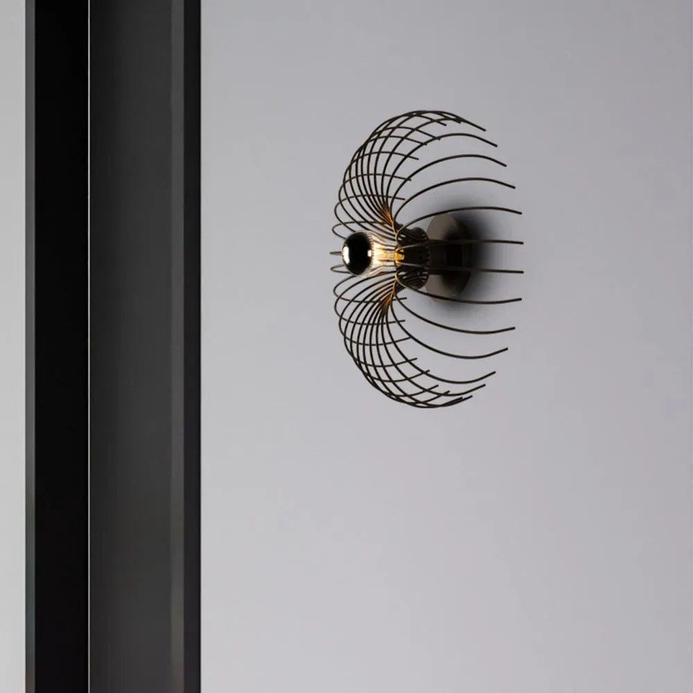 Czarny kinkiet Opilio – Squid Lighting