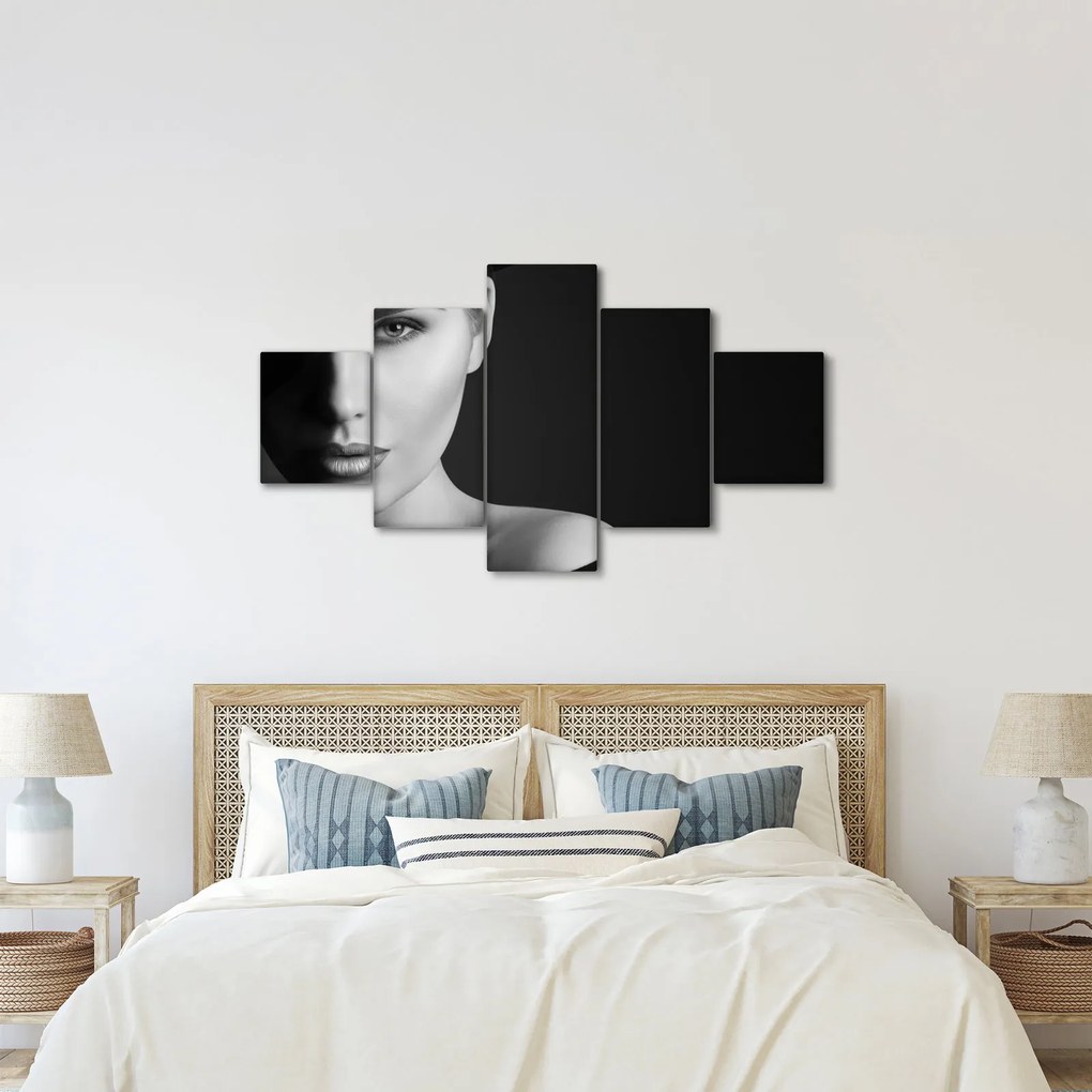 Obraz - Czarno - biały portret kobiety w kapeluszu (125x70 cm)