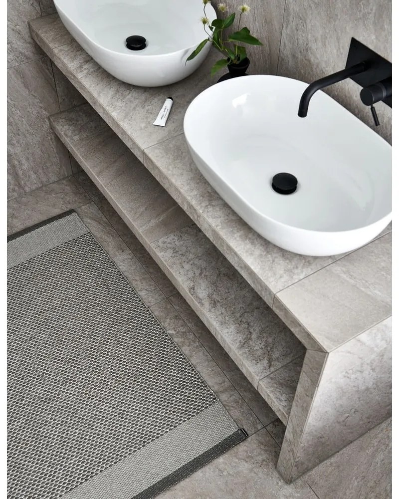 Szary chodnik odpowiedni na zewnątrz 70x300 cm Edit Warm Grey – Pappelina