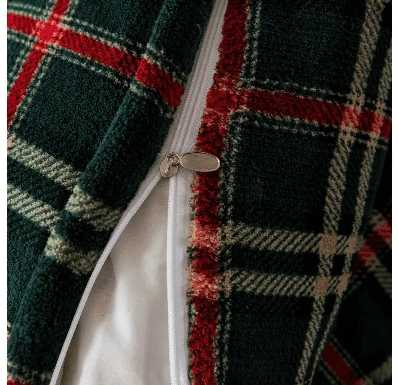 PrzytulneMieszkanie.pl PrzytulneMieszkanie.pl PrzytulneMieszkanie.pl Zestaw pościeli z mikropluszu GLENMOORE zielone + prześcieradło z mikropluszu SOFT 90x200 cm białe, pojedyncze łóżko