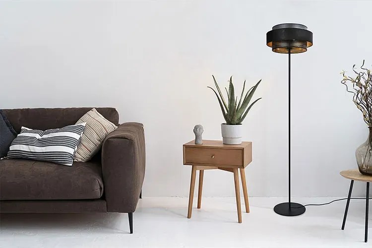 Czarna lampa podłogowa z ażurowym abażurem - 3X A517 N1-R89