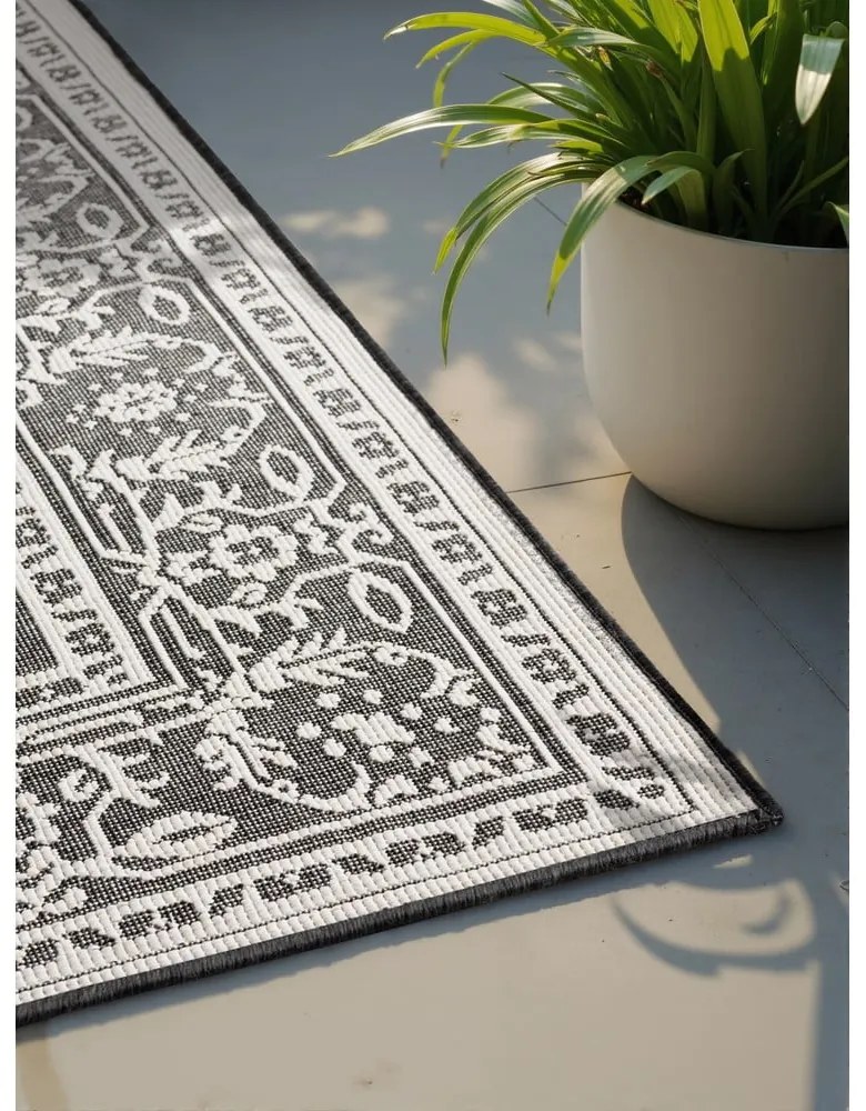 Czarno-biały dywan odpowiedni na zewnątrz 120x170 cm Duet Kona – NORTHRUGS