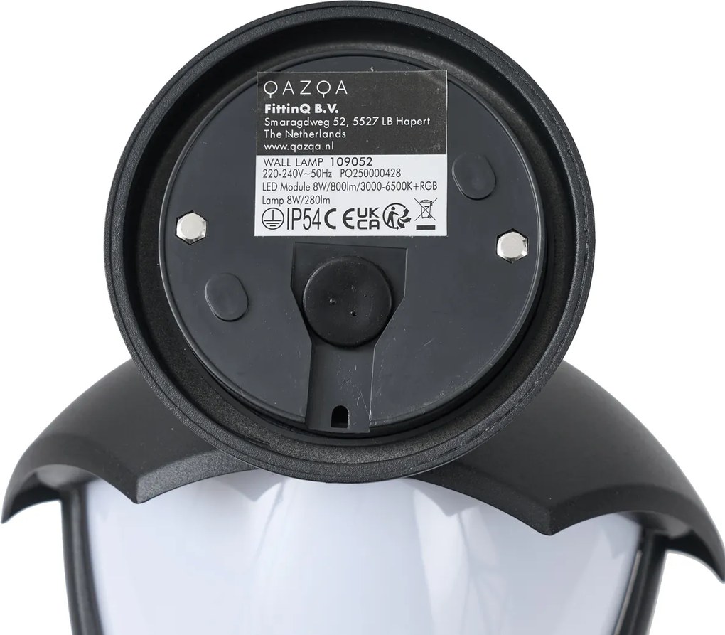 Inteligentna zewnętrzna lampa ścienna czarna z opalowym szkłem, w tym LED IP54 - Classica