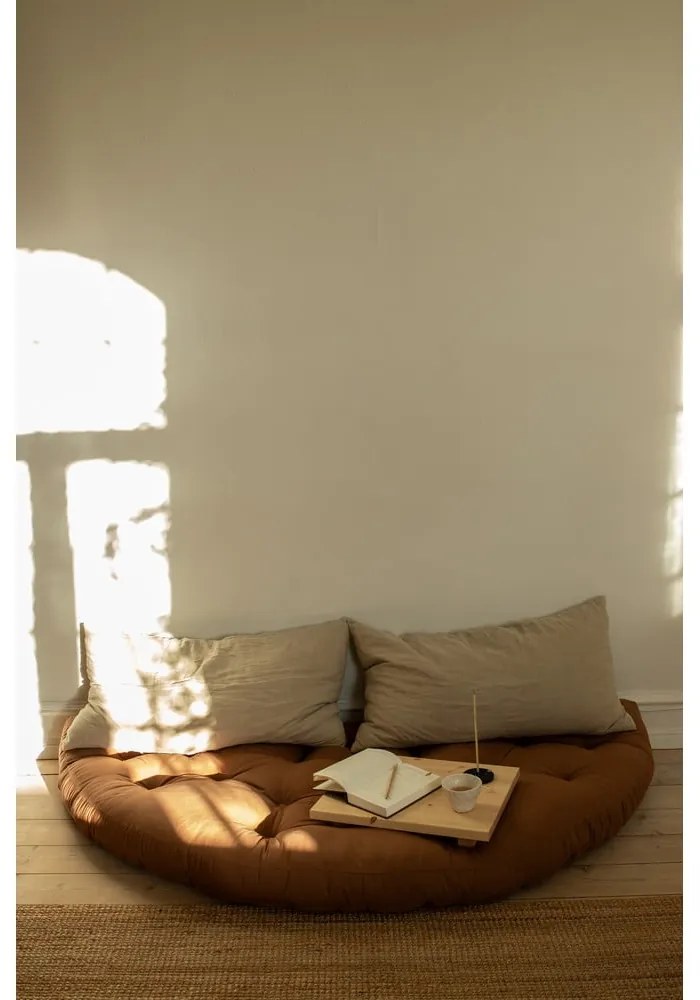 Pomarańczowy fotel Nido – Karup Design