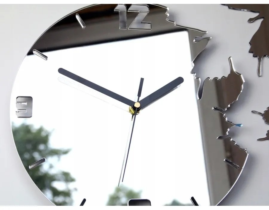 Zegar ścienny cichy nowoczesny do salonu lub sypialni akrylowy z motylami