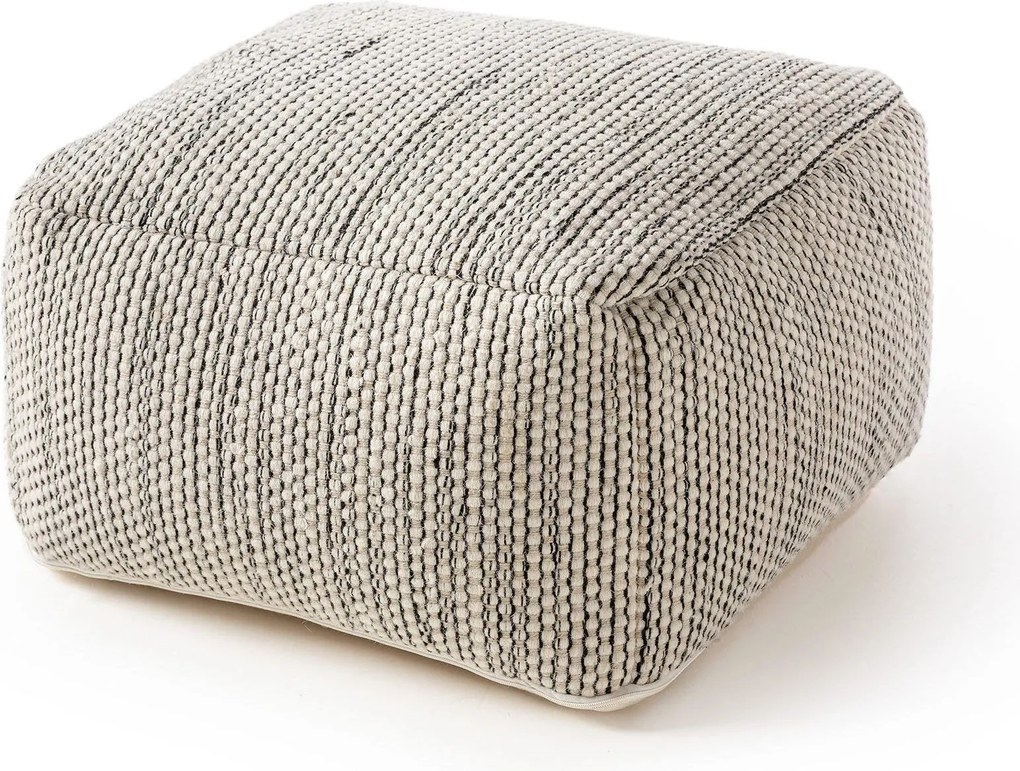 Beżowy puf Rocco w nowoczesnym stylu