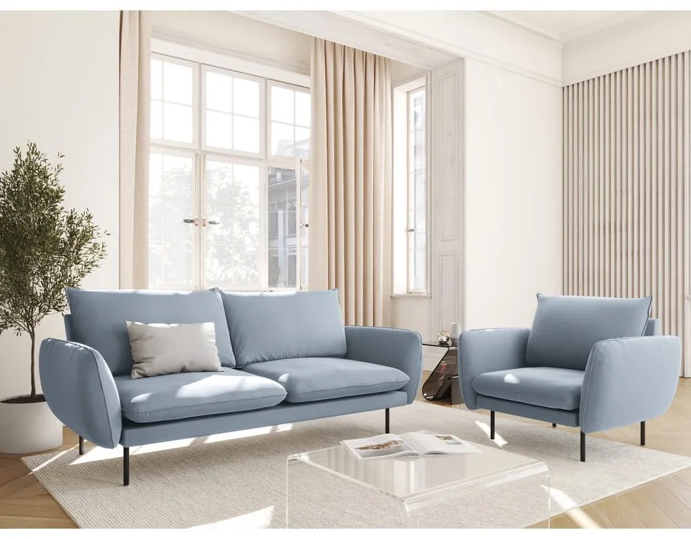 Jasnoniebieska aksamitna sofa 160 cm Vienna – Cosmopolitan Design