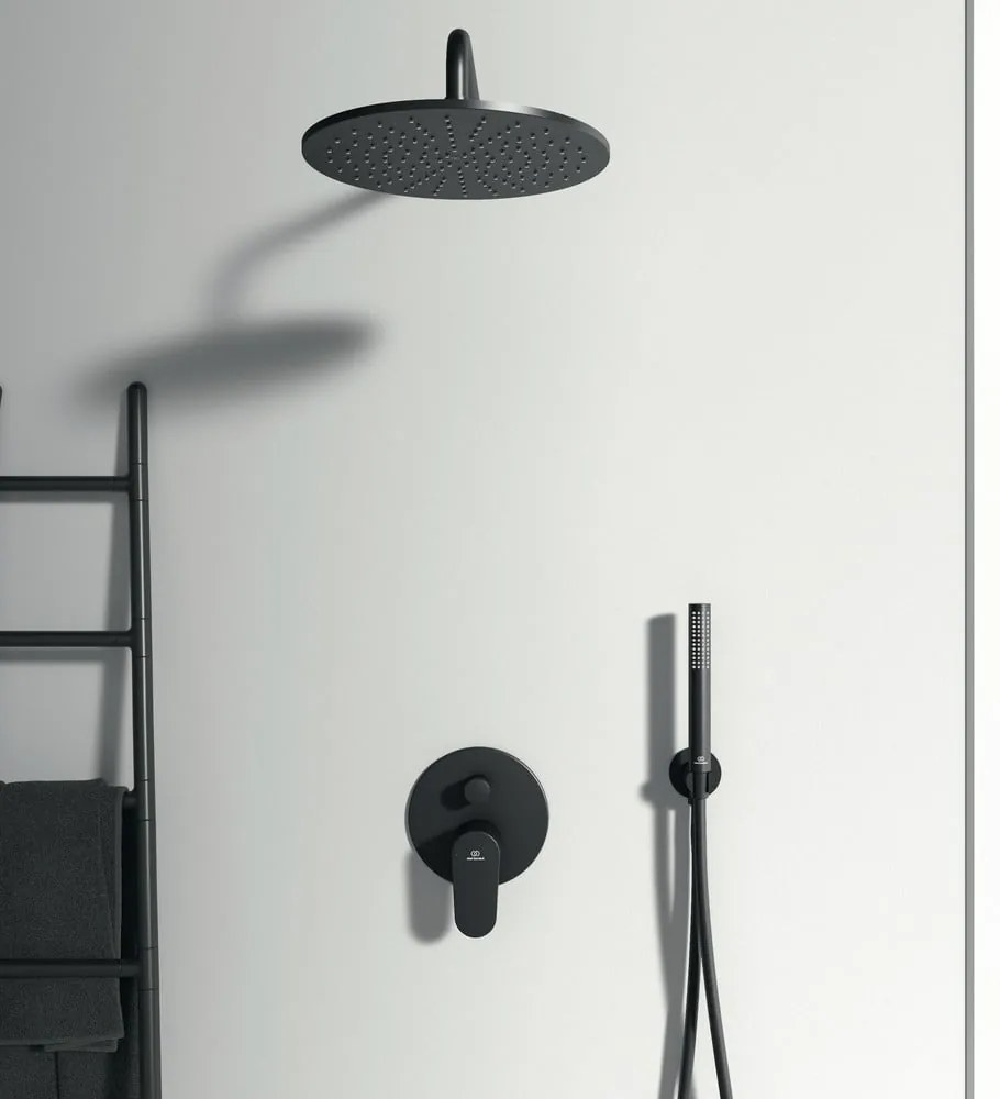 Podtynkowa bateria ścienna w kolorze matowej czerni Silk Black – Ideal Standard