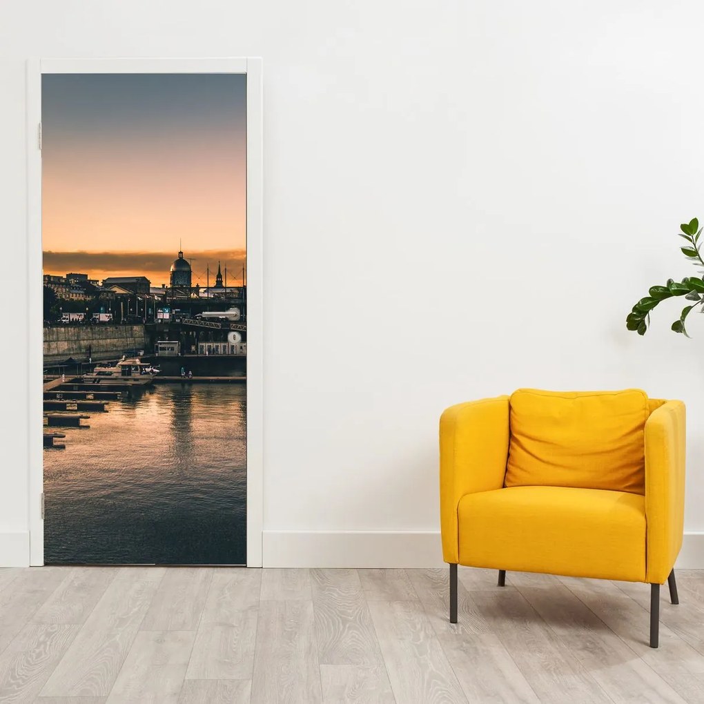 Fototapeta na drzwi - Miasto portowe (95x205cm)