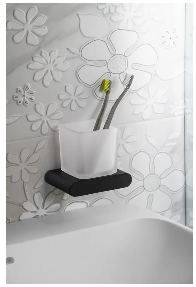 Biały szklany kubek ścienny na szczoteczki do zębów Flori – Sapho