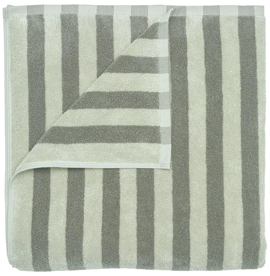 Zielony ręcznik kąpielowy z bawełny organicznej frotte 70x140 cm Arto – Blomus
