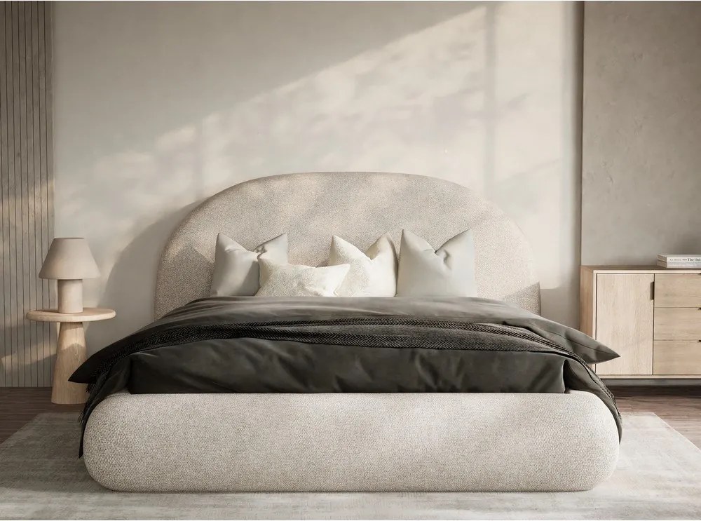 Kremowe tapicerowane łóżko dwuosobowe ze schowkiem ze stelażem 160x200 cm Maumere – Maison de Rêve