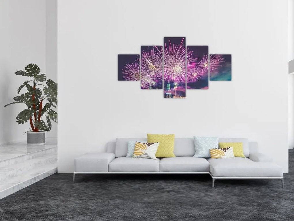 Obraz nocnego miasta z fajerwerkami (125x70 cm)