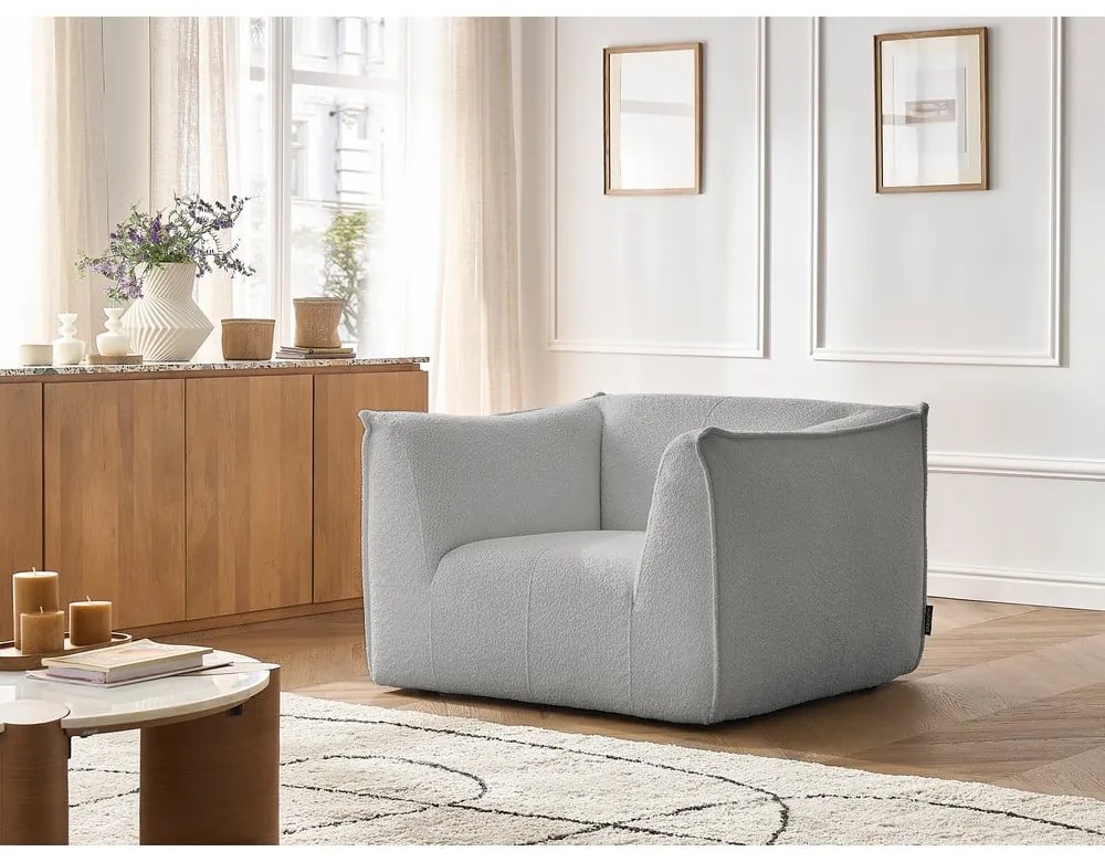 Jasnoszary fotel z materiału bouclé Giorgia – Bobochic Paris