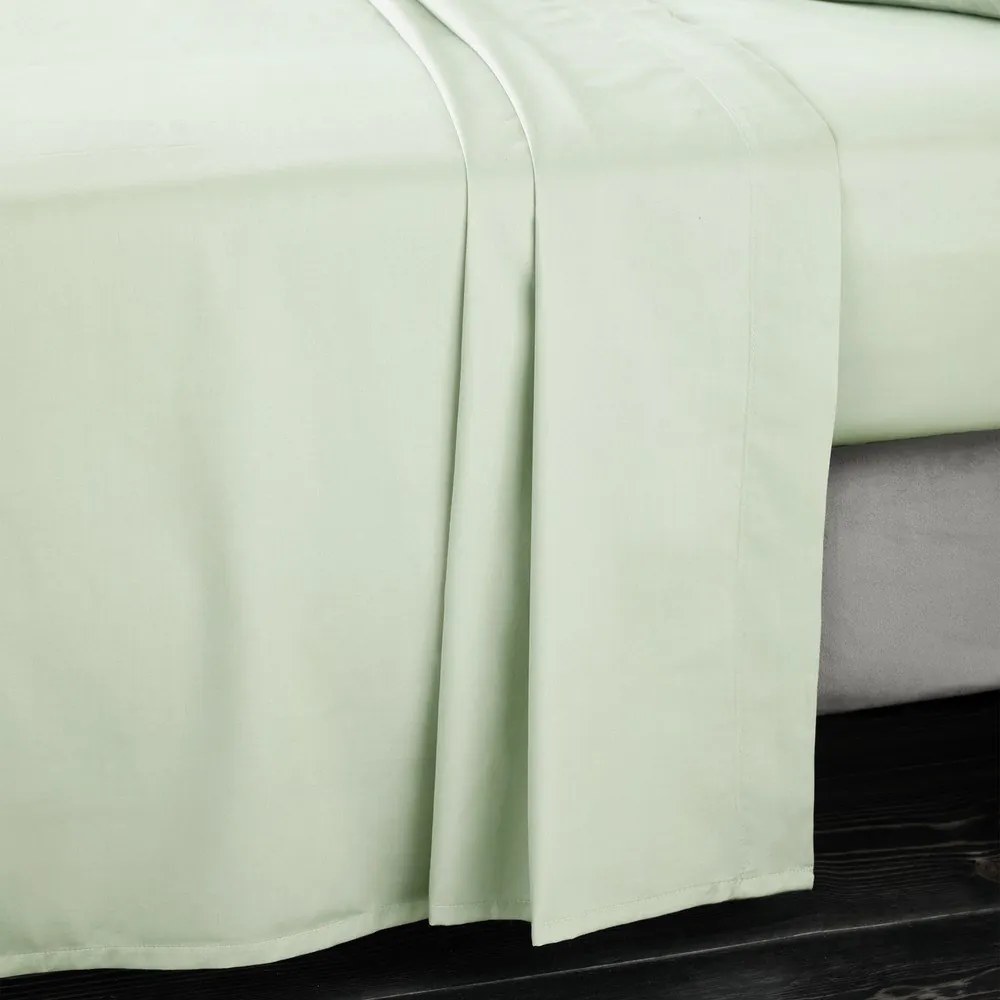Jasnozielone prześcieradło z satyny bawełnianej 180x260 cm Cotton Sateen – Bianca