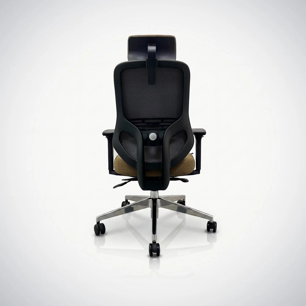 Fotel biurowy ergonomiczny brązowy: AXIS