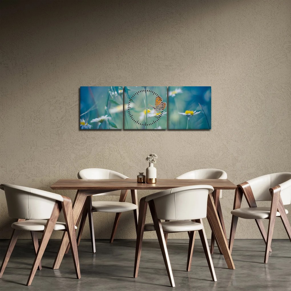 Obraz - Motyl na stokrotce (z zegarem) (90x30 cm)