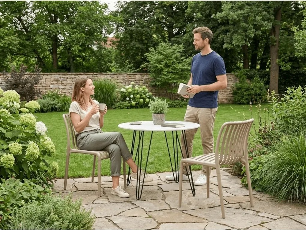 Plastowe krzesło TREGO, beżowe