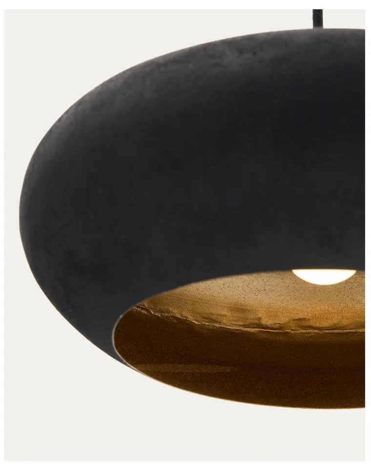 Czarna lampa wisząca z metalowym kloszem ø 30 cm Inda – Kave Home