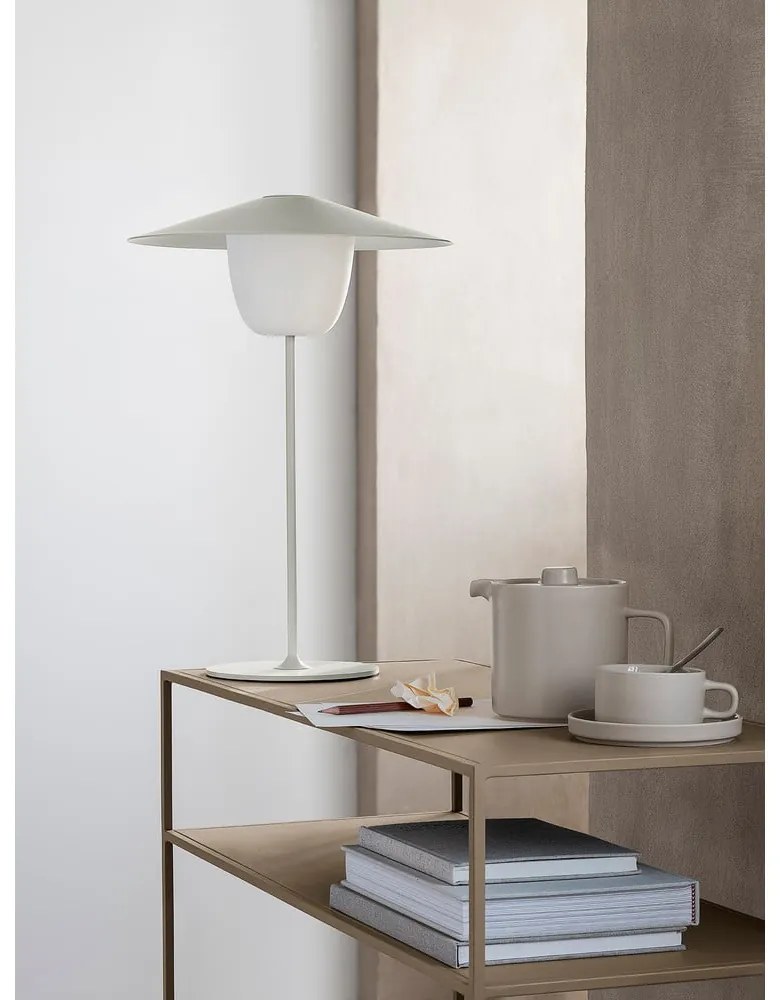 Biała lampa led Blomus Ani Lamp