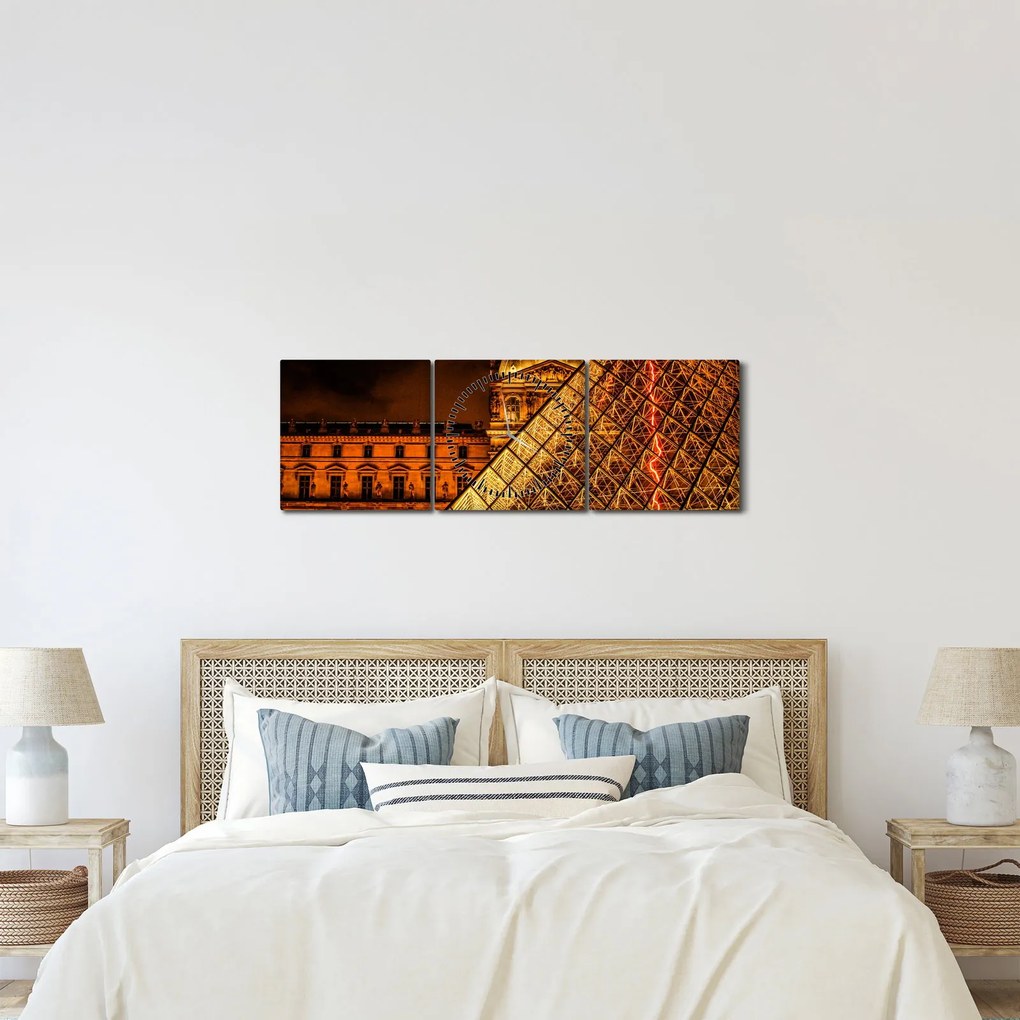 Obraz Luwru w Paryżu (z zegarem) (90x30 cm)