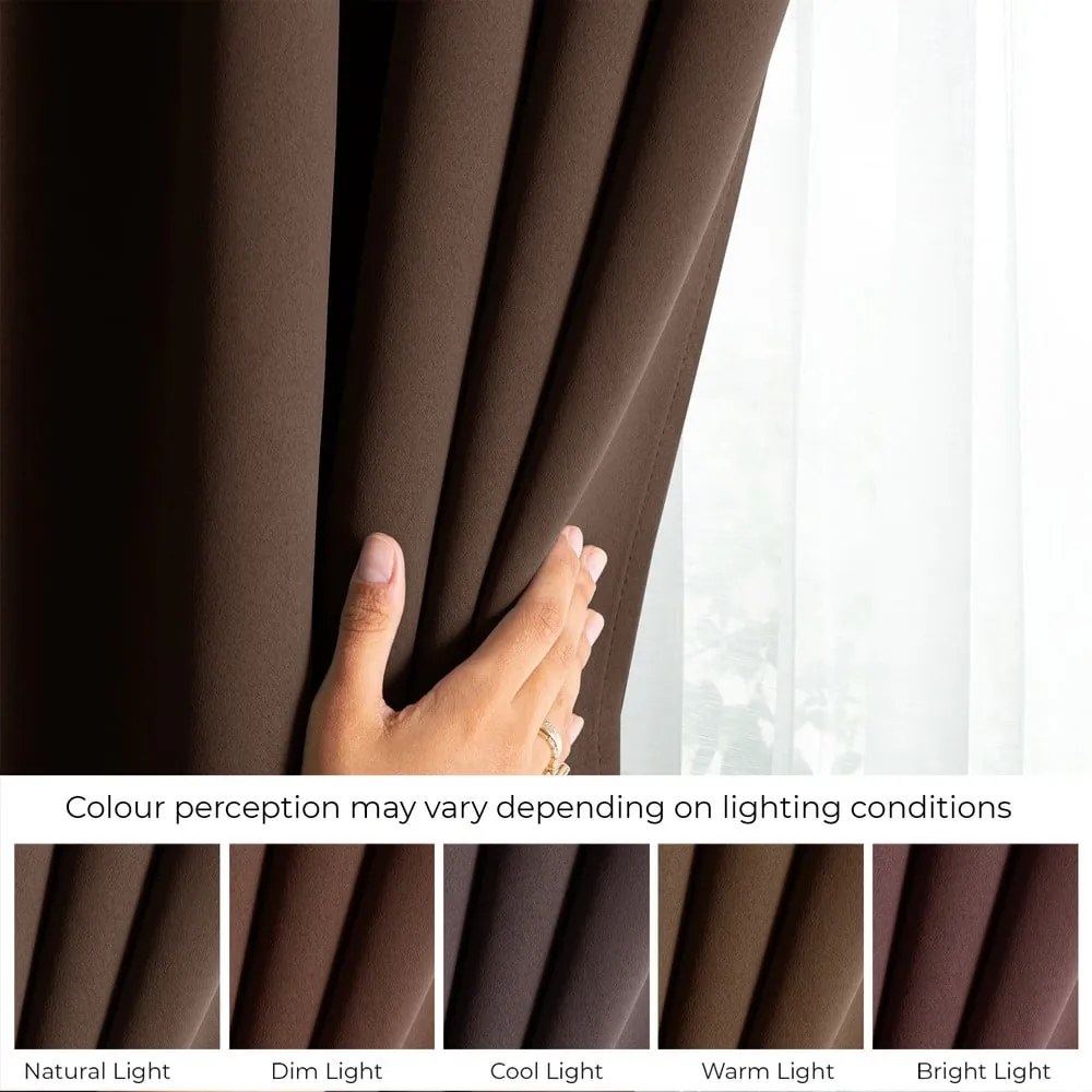 Brązowa zaciemniająca zasłona termiczna 140x245 cm Pleat – Restilo