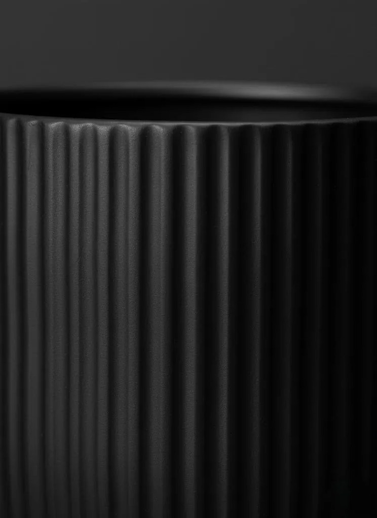 Doniczka Osłonka Czarna 15 Ceramiczna na Trzech Nóżkach Designerska Donica