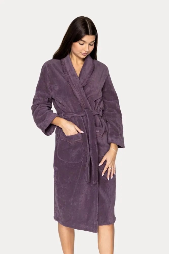 Elegancki szlafrok STELLA z koronką w ozdobnym opakowaniu XL Kremowy