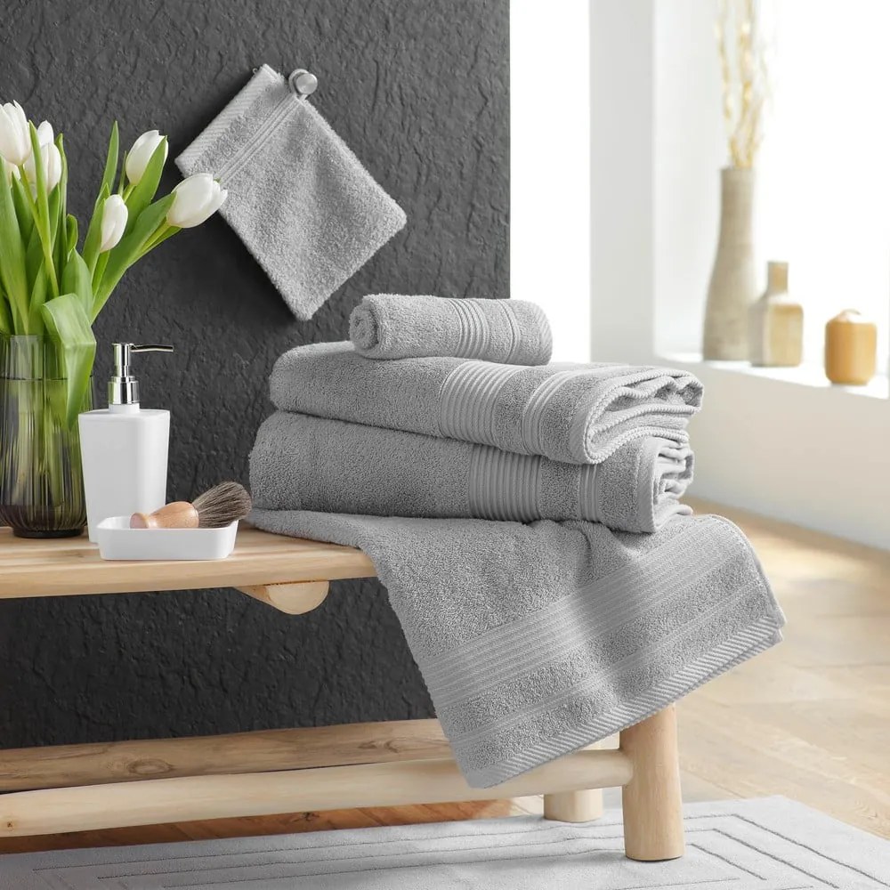 Jasnoszary bawełniany ręcznik frotte 30x50 cm Tendresse – douceur d'intérieur