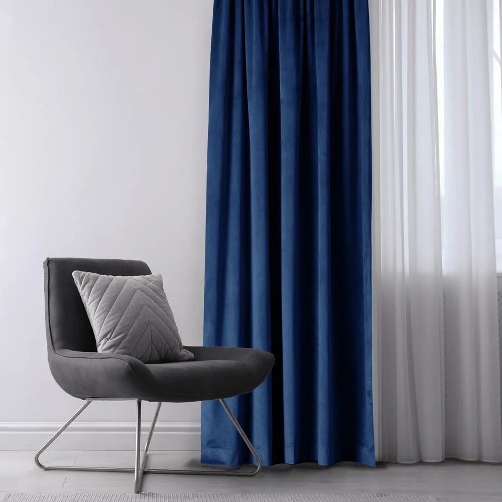 Ciemnoniebieska aksamitna zasłona częściowo zaciemniająca (dimout) 140x270 cm Eyelets – Restilo
