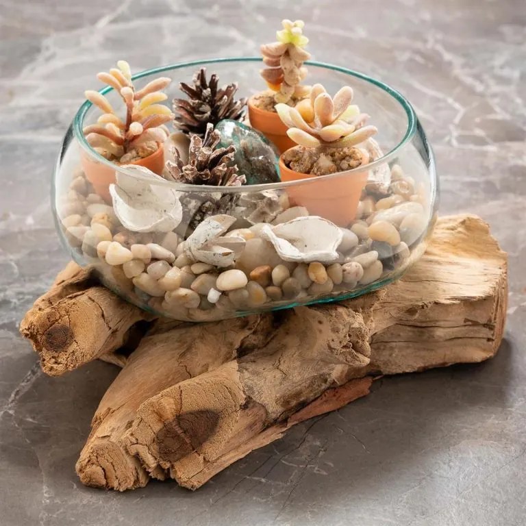 Ręcznie wykonana szklana miska na drewnie teakowym, 20 cm.