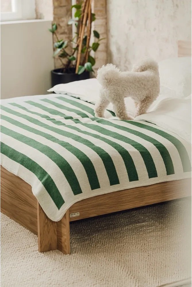 Zielony koc 160x200 cm Onu – noo.ma