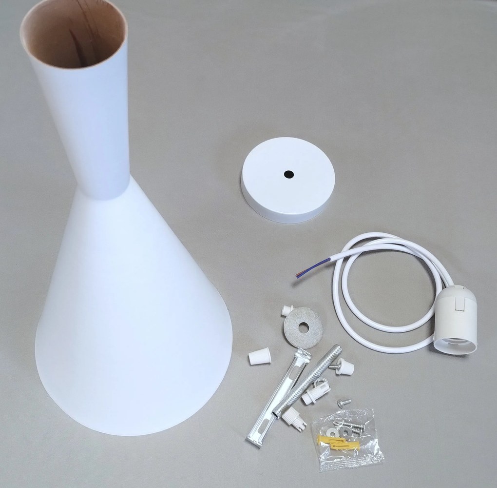Lampa sufitowa metalowa z kloszem wiszącym AT9-1SZ-Biała