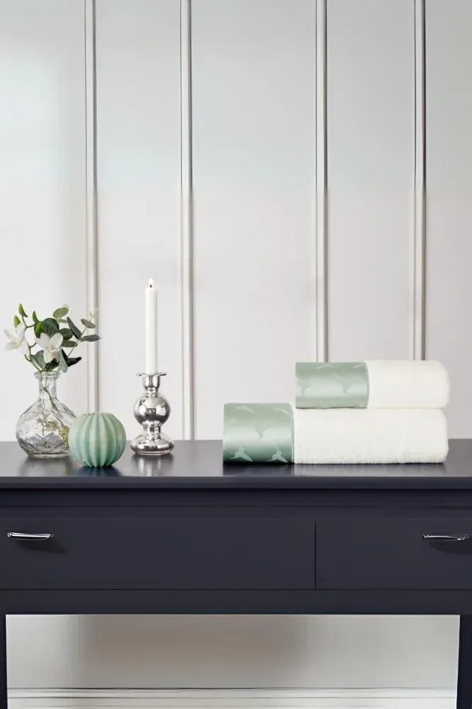 Podarunkowy zestaw ręczników COLIBRI, 2 szt Biały / szary haft