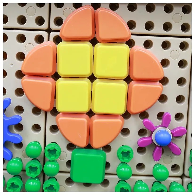 Masterkidz zestaw kołeczki w kształcie figur geometrycznych 64szt do tablic stem