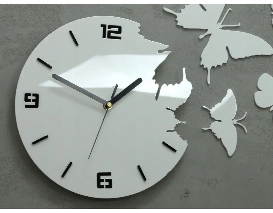 Zegar ścienny nowoczesny do salonu lub sypialni akrylowy biały z motylami