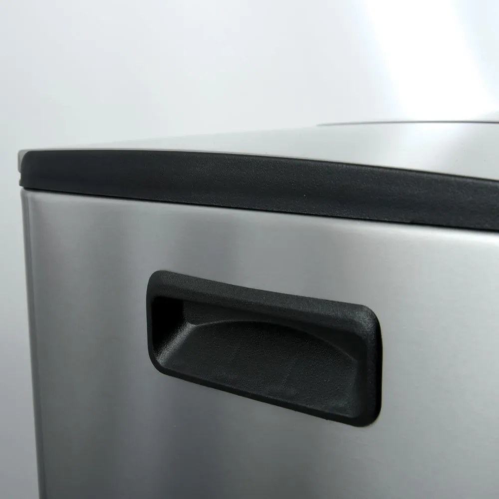 Stalowy kosz na śmieci 2x20 l do segregacji odpadów/z pedałem w kolorze matowego srebra Aliya – Spirella