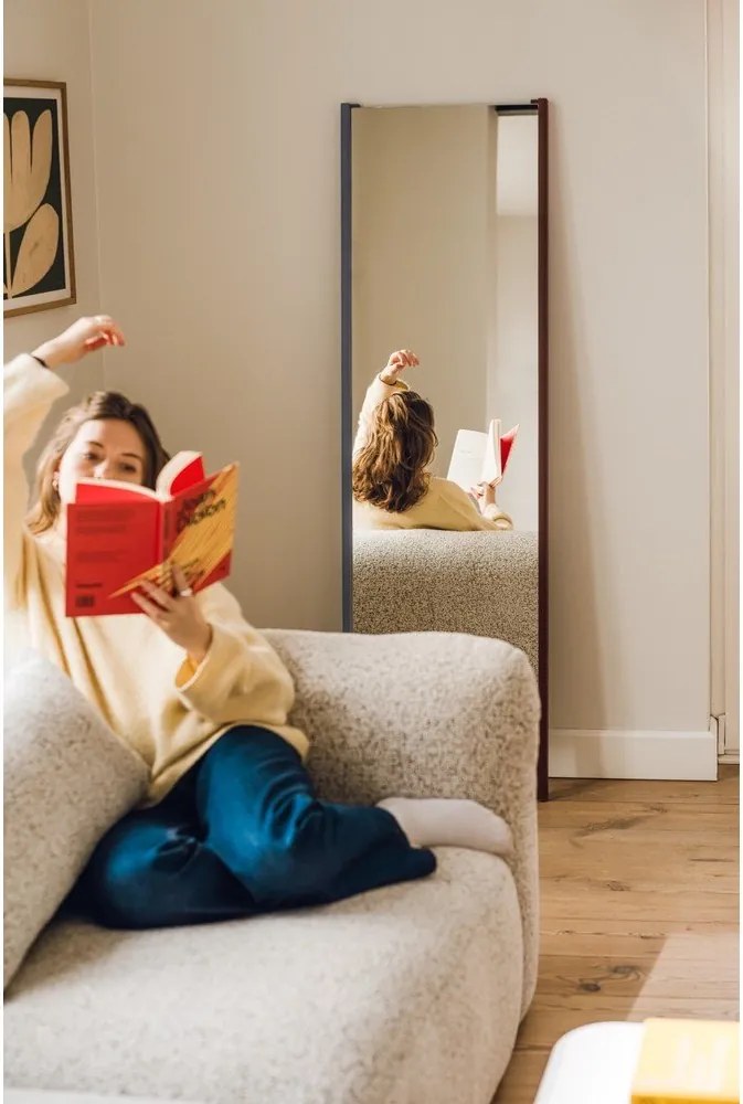 Lustro z drewnianą ramą stojące 49x166 cm Lun – noo.ma