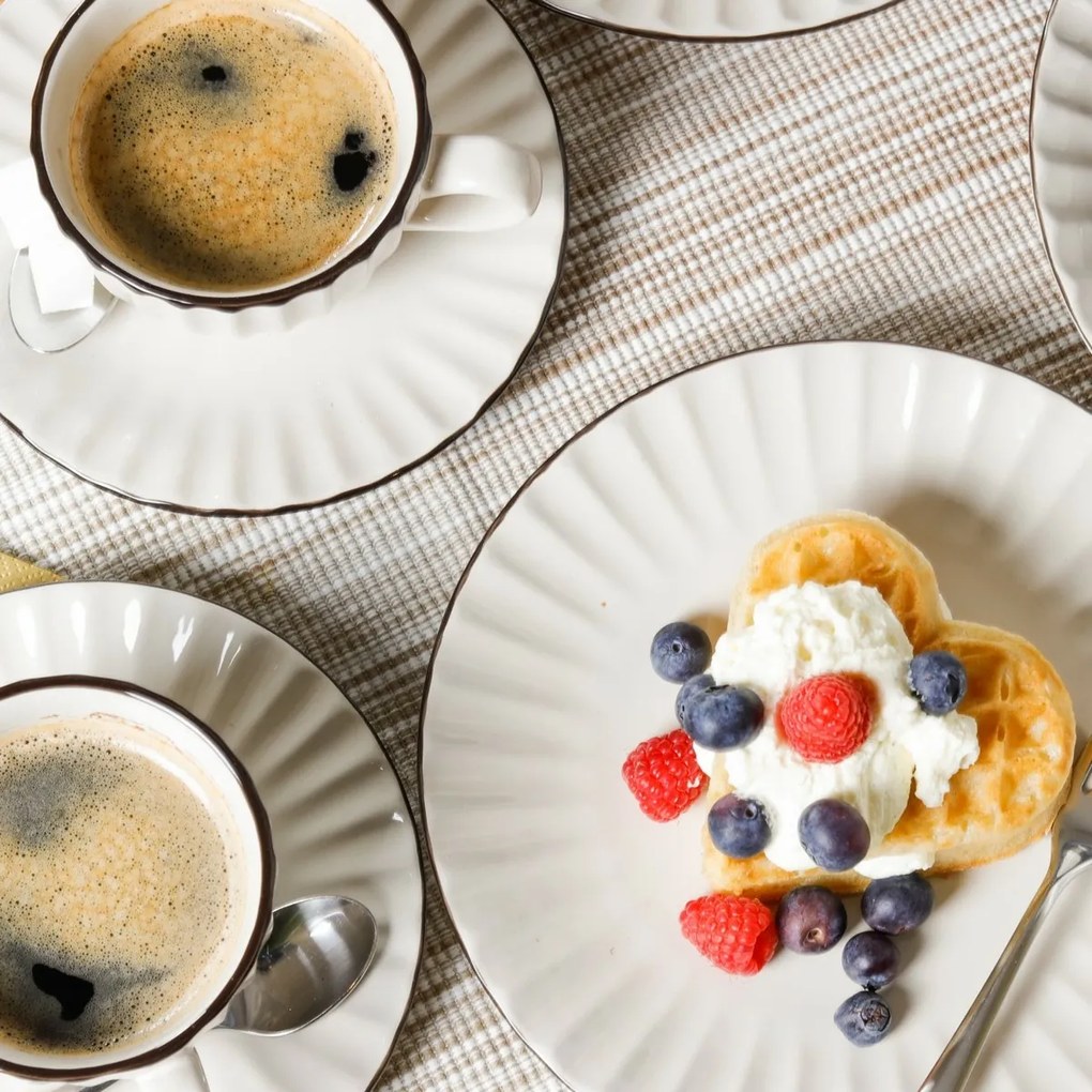 Mäser Zestaw 4 talerzy deserowych OSITA – 20 cm, kremowy