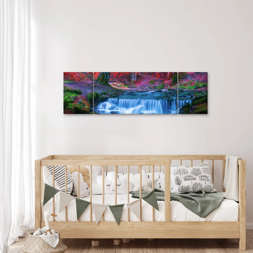Obraz wodospadu w czerwonym lesie (170x50 cm)