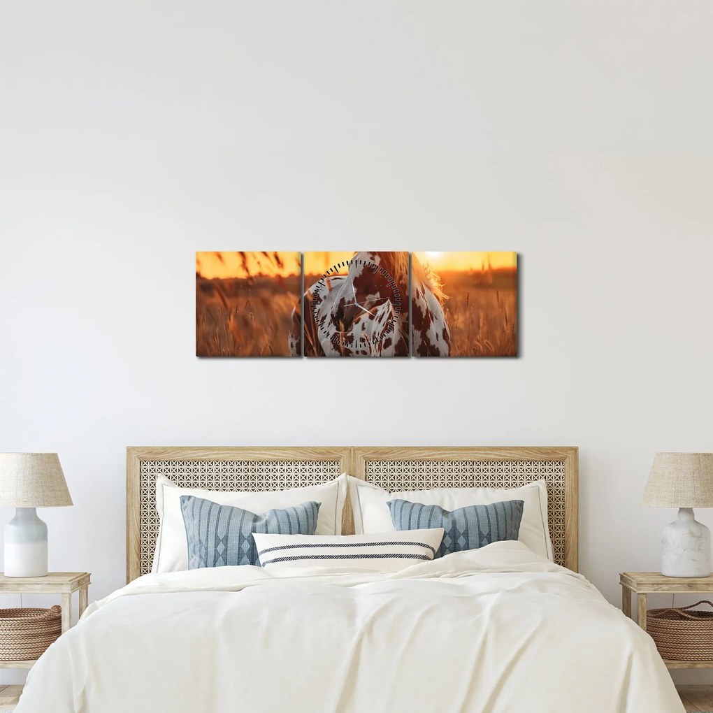 Obraz - Koń o zachodzie słońca (z zegarem) (90x30 cm)